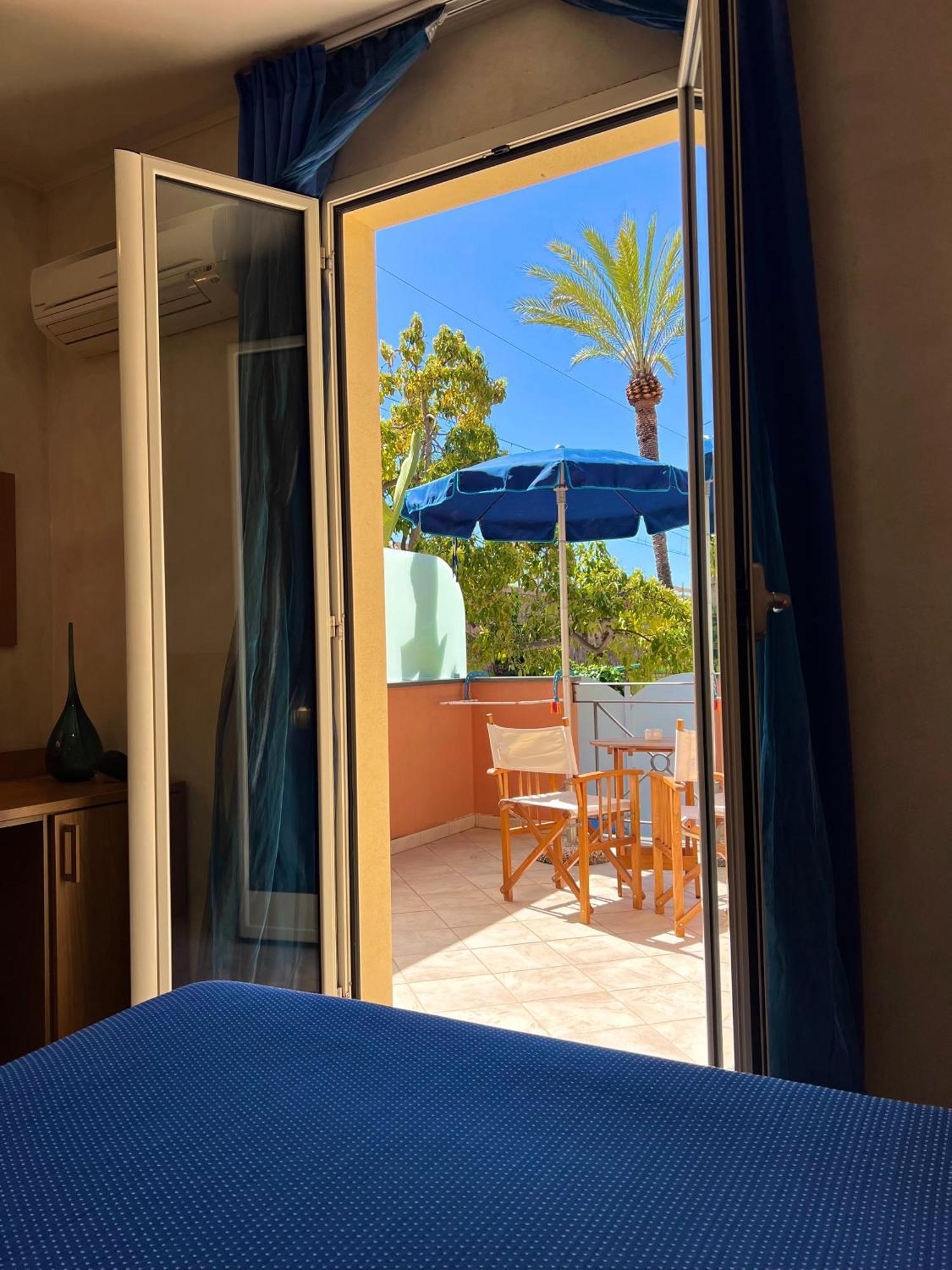 Bed and Breakfast Acqua Di Mare Bordighera Exterior foto