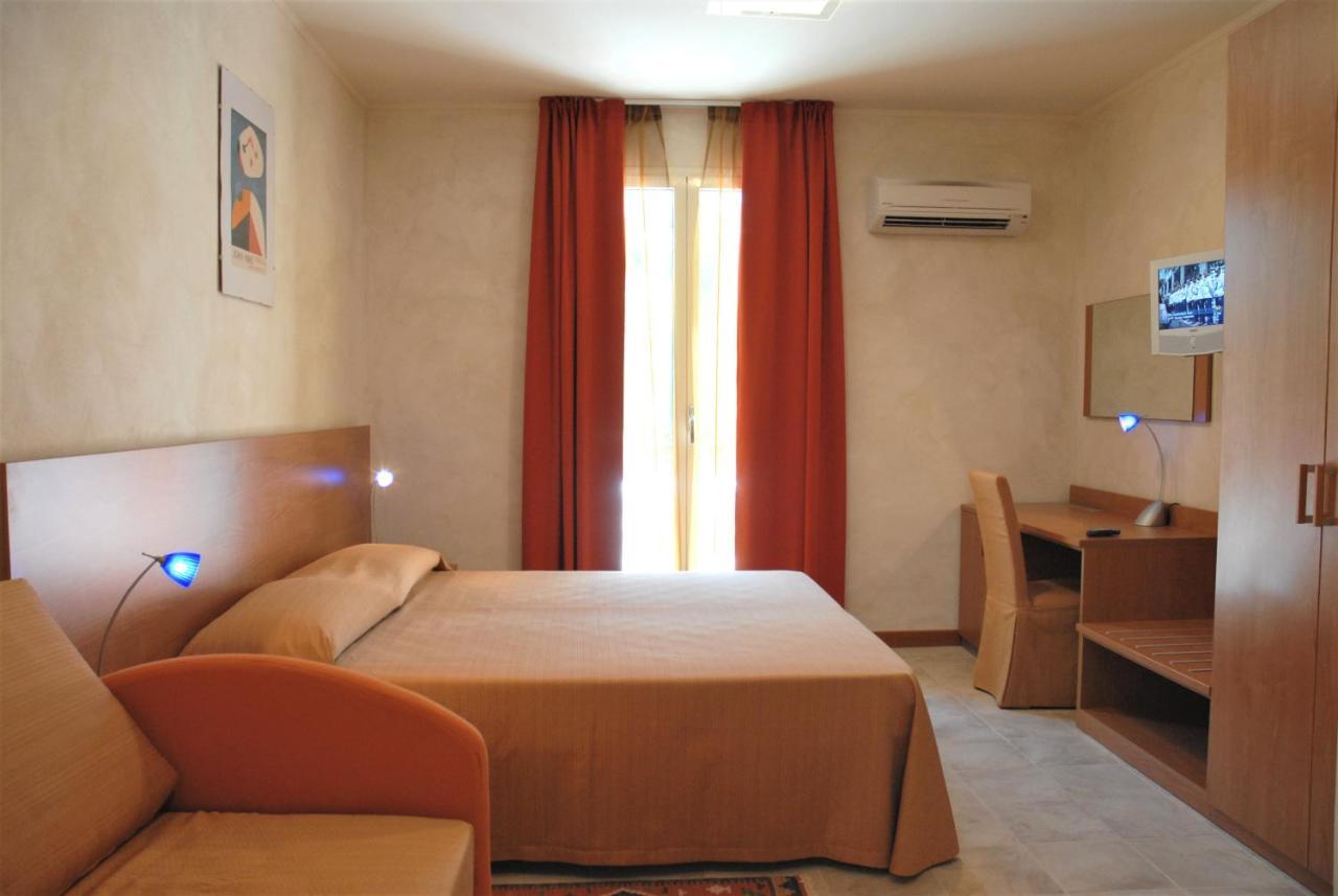 Bed and Breakfast Acqua Di Mare Bordighera Exterior foto